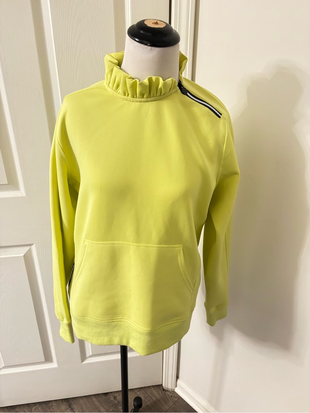 Women’s Ruffled Mock Neck Pullover Sweater